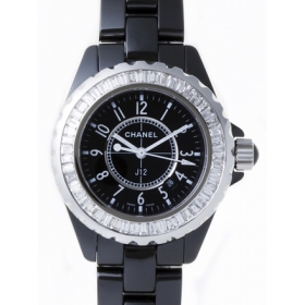 シャネル CHANEL Ｊ１２ H0682 33mm　ブラックセラミックブレス　ベゼルバケットカットダイヤアフター ブラック